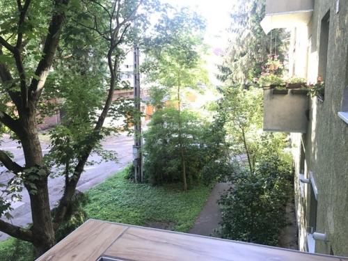 Vonkajšia záhrada v ubytovaní Zöld Sziget Apartmanlakás