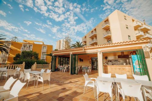 Apartamentos Palm Court