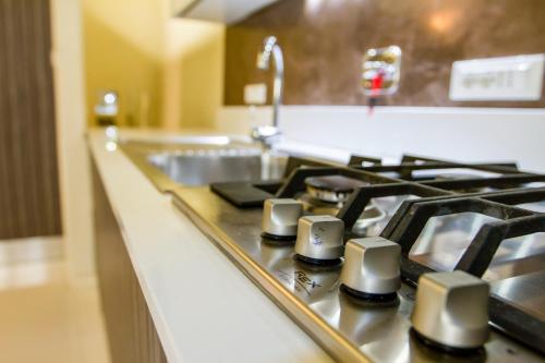 LuxRent Apartment Castelloにあるキッチンまたは簡易キッチン