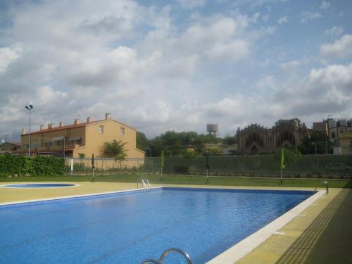 Bazén v ubytování Casa rural ca l'Antoni (Tarragona) nebo v jeho okolí