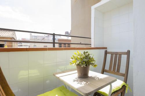 Housalia Guell & Gracia