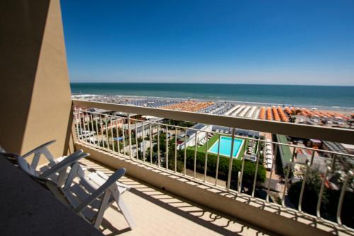 Balcone o terrazza di Color Miami Beach Family Hotel