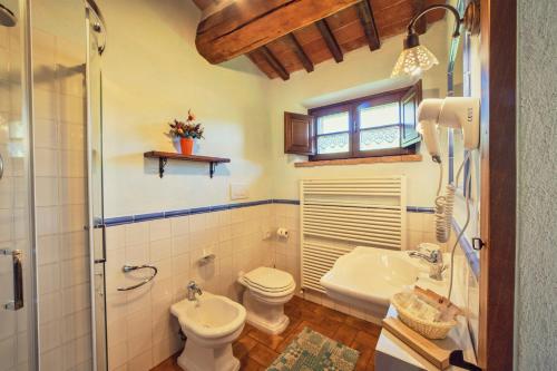 Ένα μπάνιο στο Agriturismo Palazzi Del Papa