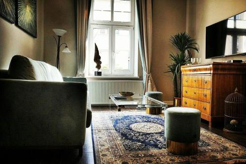 Posezení v ubytování Mr.Elegant - Old Town Luxurious Apartment