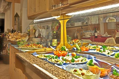 Gallery image of Albergo San Rocco in Peio