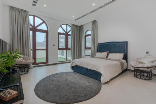 B&B private boutique room in a lavish villa by Rich Stay Holiday Homes, Alantos, United Arab Emirates