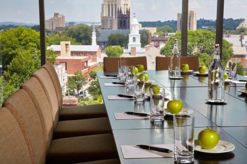 صورة لـ The Study at Yale, Study Hotels في نيو هافن