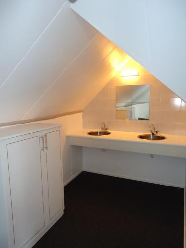 Gambar di galeri bagi Bed and Breakfast De Zeehoeve di Harlingen