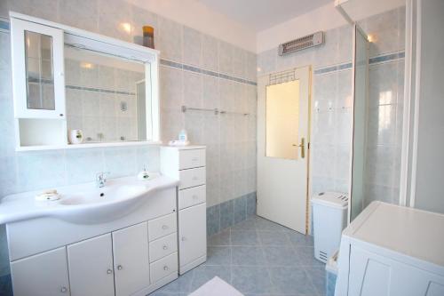 Kúpeľňa v ubytovaní Apartment Agnese