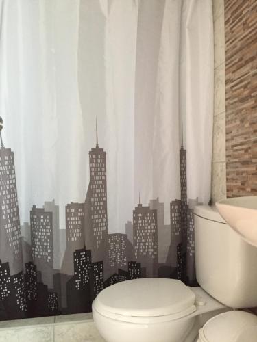 Koupelna v ubytování Hostal Parisuite