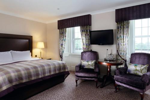 Katil atau katil-katil dalam bilik di Macdonald Forest Hills Hotel & Spa