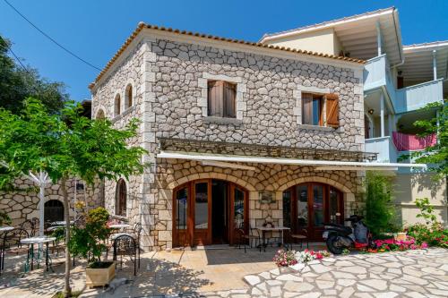 Gallery image of Averto in Lefkada Town
