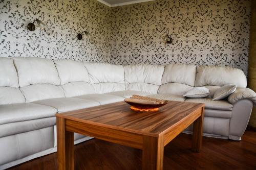 Ruang duduk di Apartment Inkaras