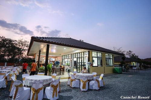 Ресторан / й інші заклади харчування у Canachri Resort