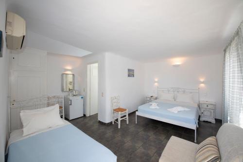 Gallery image of Stavroula Studios in Glastros