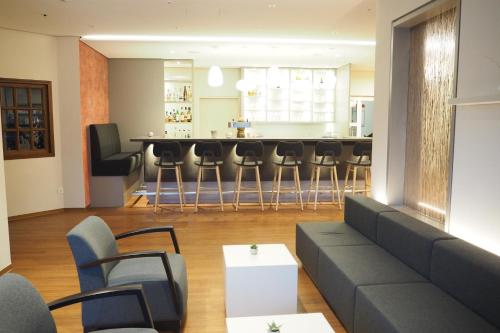 Lounge nebo bar v ubytování Hotel Fuchsen