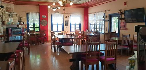 Restoran atau tempat lain untuk makan di Archontiko Zarkada