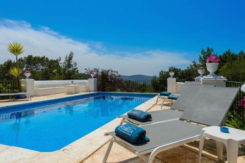 Villa Sa Coloma (Spanje Sant Joan de Labritja) - Booking.com