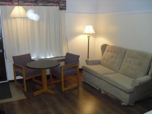 Χώρος καθιστικού στο Auberge La Diligence