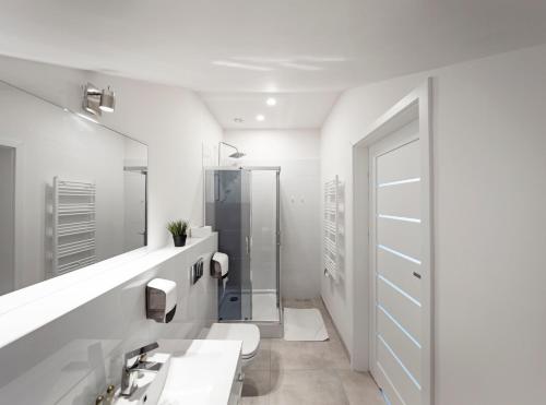 Koupelna v ubytování Apartamenty Szlachecki Dwór