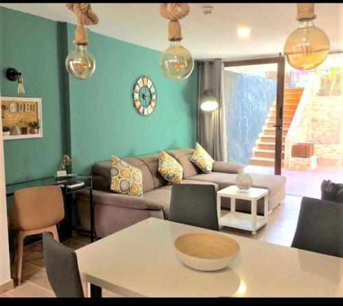 OHMYHOST360 - Paradise Home Holidays