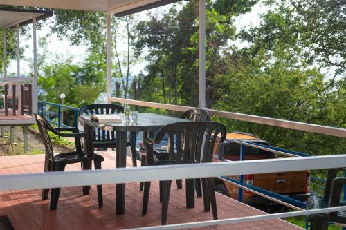 Balkón nebo terasa v ubytování Camping Genova Est