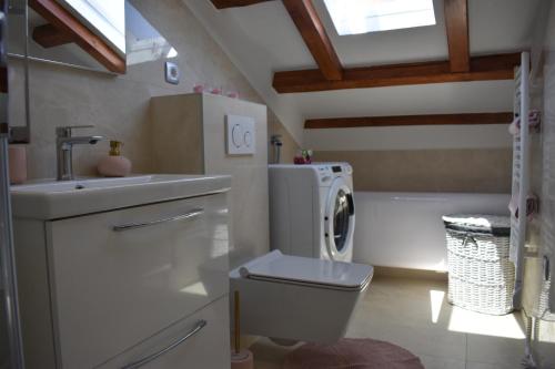 Dante Apartment (Sweet apartment for two)