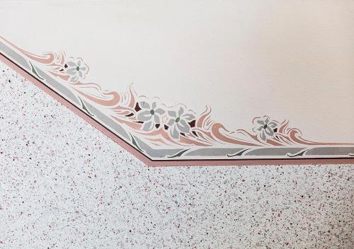 a white ceiling with a flower design on it at Hotel Burghof in Hof