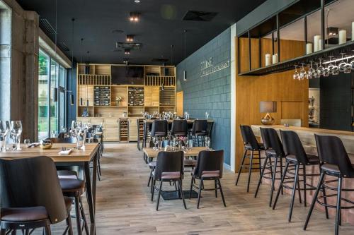Reštaurácia alebo iné gastronomické zariadenie v ubytovaní River Side Residence nr3