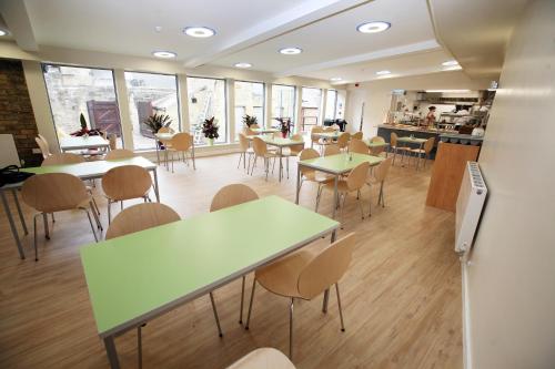 Η κουζίνα ή μικρή κουζίνα στο Alnwick Youth Hostel