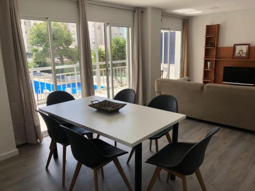 Khu vực ghế ngồi tại Sun & Beach Pobla