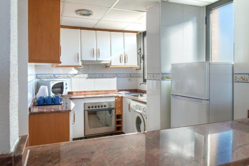 Apartamento con vistas al mar y piscina en La Niña