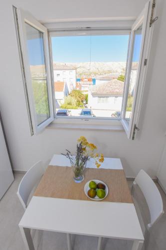 Balkoni atau teres di Villa Magena - Modern Apartments in Pag Center