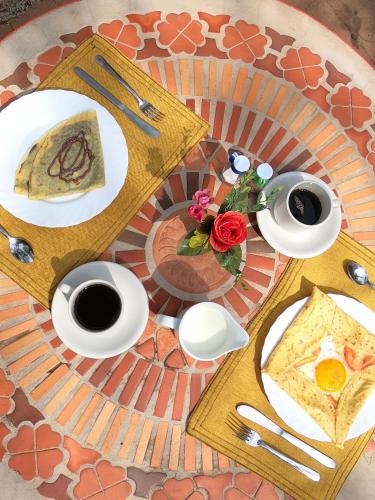 Comida en el hostal o alrededores