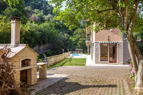 Κήπος έξω από το A Casa di Mila