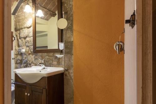 Galería fotográfica de Borgo Buio Town House en Montepulciano