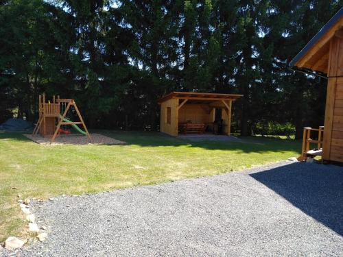 Herní místnost nebo prostor pro děti v ubytování Na Vejměnku