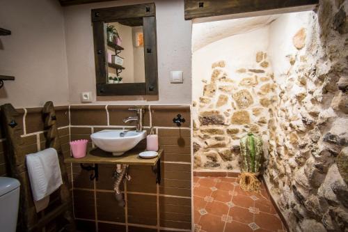 Koupelna v ubytování Casa Rural "El Olivo"