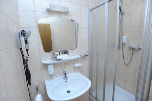 Koupelna v ubytování Hotel Reischenau