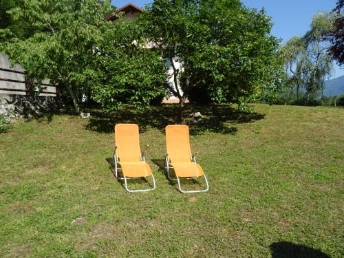 Un jardín fuera de Soča House