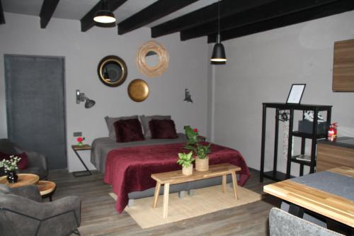Ein Bett oder Betten in einem Zimmer der Unterkunft B&B de Rekkendonken