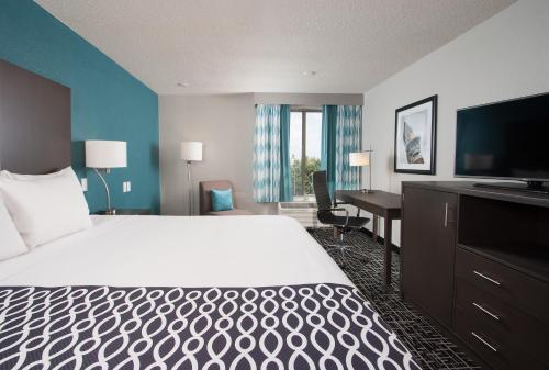 La Quinta by Wyndham Atlanta Airport North Image