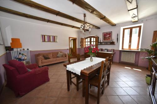 Posedenie v ubytovaní B&B La Riundela