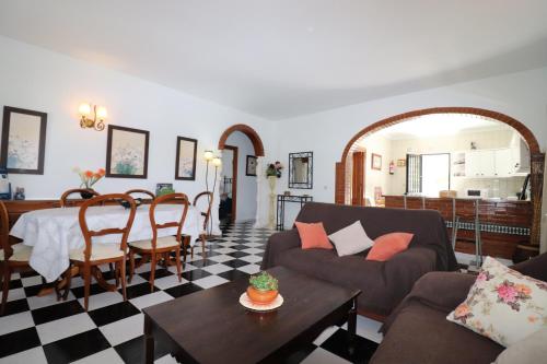 Villa Corbera by SpainSunRentals 1114