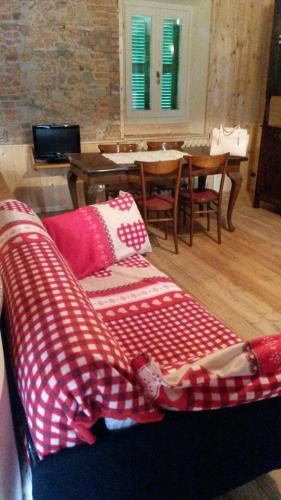 A bed or beds in a room at Laghi d'Insubria