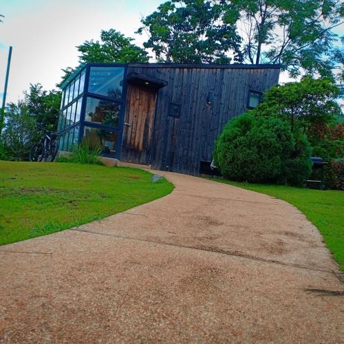 Gambar di galeri bagi The Birder's Lodge Khao Yai di Pak Chong