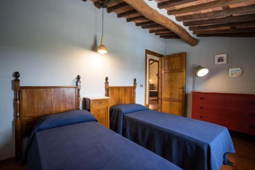 Gallery image of Ampio appartamento completamente rinnovato con vista e piscina in Lucca