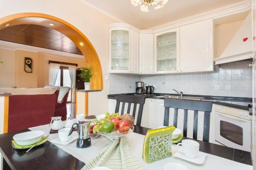 Kuchyň nebo kuchyňský kout v ubytování Apartment Martina Soline