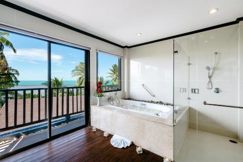 Koupelna v ubytování Samaya Wellness Resort