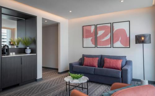 Uma área de estar em Marlin Hotel Stephens Green
